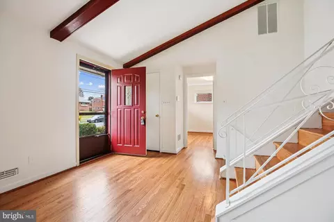 Entry Way - 3503 Kayson St, Silver Spring, MD 20906 photo 2 of 4