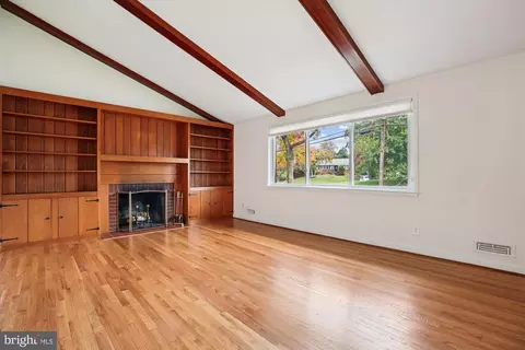 Living - 3503 Kayson St, Silver Spring, MD 20906 photo 2 of 6
