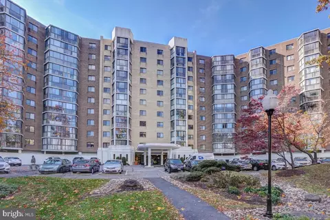 15101 Interlachen Dr #1-625, Silver Spring, MD 20906