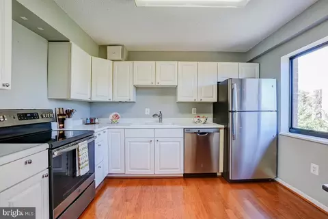 Kitchen - 15101 Interlachen Dr #1-625, Silver Spring, MD 20906 photo 1 of 2
