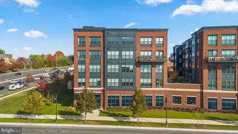 502 Diamondback Dr #212, Gaithersburg, MD 20878