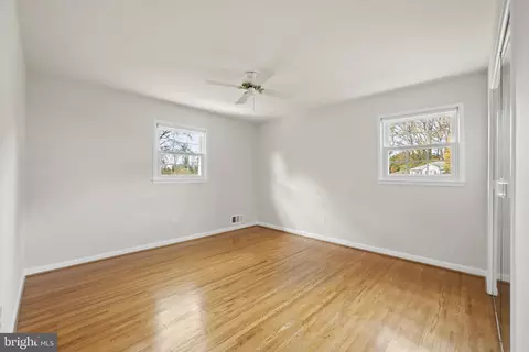 Bedroom - 14820 Cobblestone Dr, Silver Spring, MD 20905 photo 4 of 8