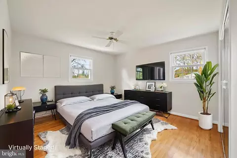 Bedroom - 14820 Cobblestone Dr, Silver Spring, MD 20905 photo 3 of 8