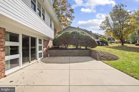 Exterior - 14820 Cobblestone Dr, Silver Spring, MD 20905 photo 3 of 8