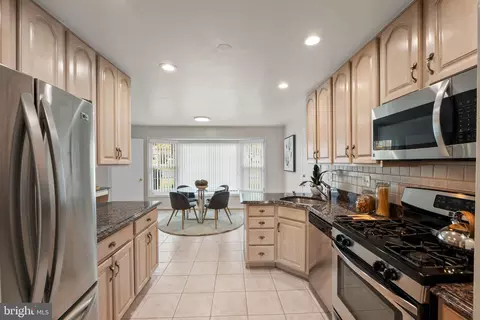 Kitchen - 14820 Cobblestone Dr, Silver Spring, MD 20905 photo 1 of 4