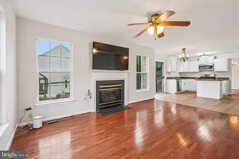 20820 Tall Forest Dr, Germantown, MD 20876 photo 18