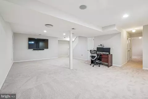 20820 Tall Forest Dr, Germantown, MD 20876 photo 35