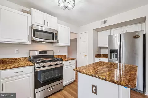 20820 Tall Forest Dr, Germantown, MD 20876 photo 15