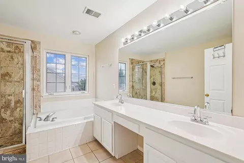 20820 Tall Forest Dr, Germantown, MD 20876 photo 24