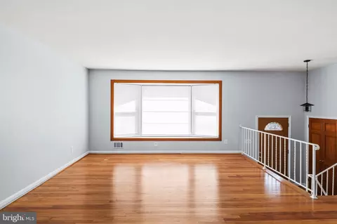 1904 Powder Mill Rd, Silver Spring, MD 20903 photo 6