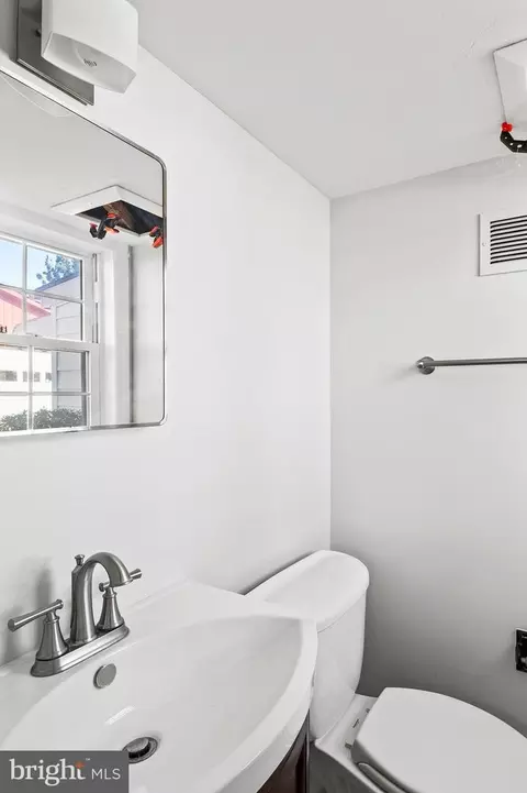 1904 Powder Mill Rd, Silver Spring, MD 20903 photo 29
