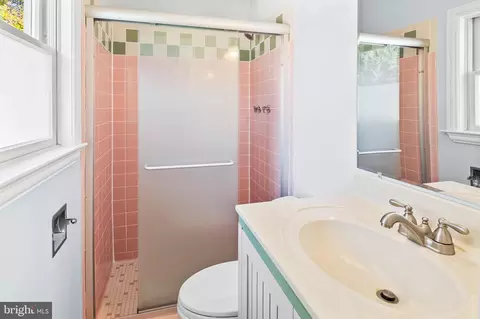 1904 Powder Mill Rd, Silver Spring, MD 20903 photo 17