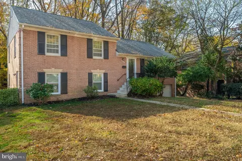 9713 Byeforde Rd, Kensington, MD 20895