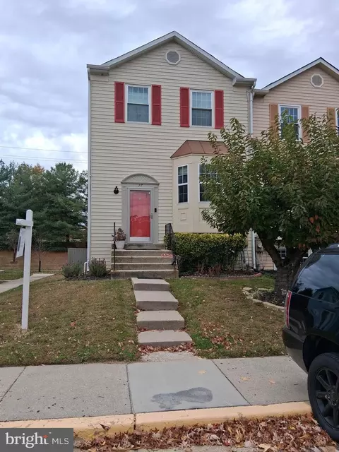 27 Hunters Gate Ct, Silver Spring, MD 20904 photo 2