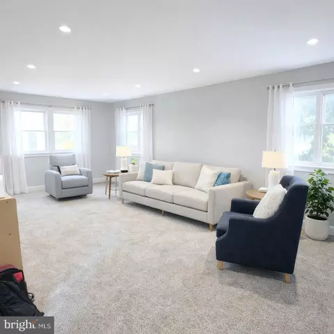Living - 13316 Foxhall Dr, Silver Spring, MD 20906 photo 1 of 3