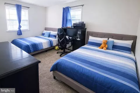 Bedroom - 13316 Foxhall Dr, Silver Spring, MD 20906 photo 6 of 10