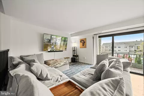 Living - 10859 Amherst Ave #202, Silver Spring, MD 20902 photo 2 of 2