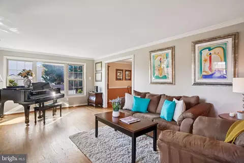 10408 Windfall Ct, Damascus, MD 20872 photo 4