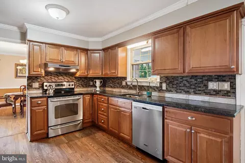 10408 Windfall Ct, Damascus, MD 20872 photo 8