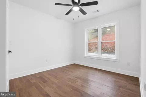 Bedroom - 413 Williamsburg Dr, Silver Spring, MD 20901 photo 6 of 6