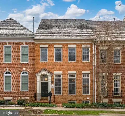 313 Hart Rd, Gaithersburg, MD 20878