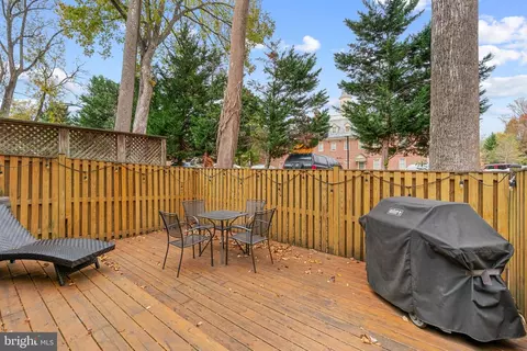 Exterior - 1006 Windrush Ln #21, Sandy Spring, MD 20860 photo 2 of 5
