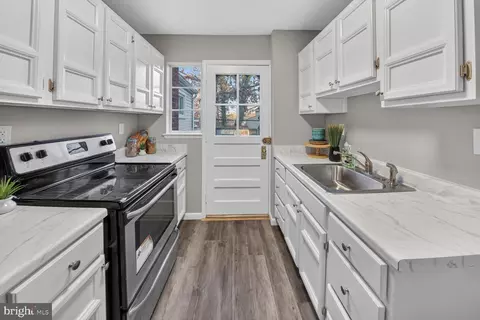 3033 Medway St, Silver Spring, MD 20902 photo 11