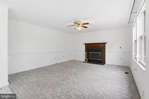 Living - 1261 Cavendish Dr, Silver Spring, MD 20905 photo 2 of 4