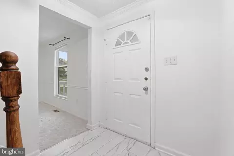 Entry Way - 1261 Cavendish Dr, Silver Spring, MD 20905 photo 1 of 3