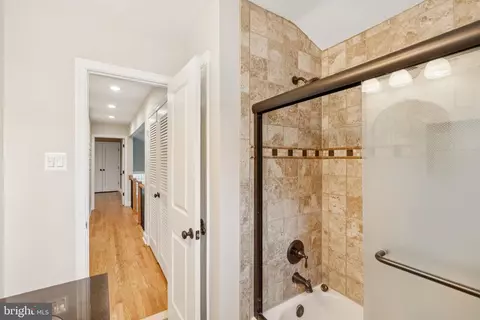 Entry Way - 10109 Renfrew Rd, Silver Spring, MD 20901 photo 7 of 7