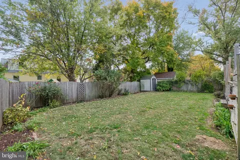Exterior - 10109 Renfrew Rd, Silver Spring, MD 20901 photo 5 of 11