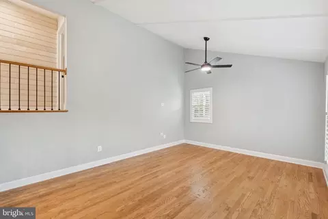 Living - 10109 Renfrew Rd, Silver Spring, MD 20901 photo 3 of 10
