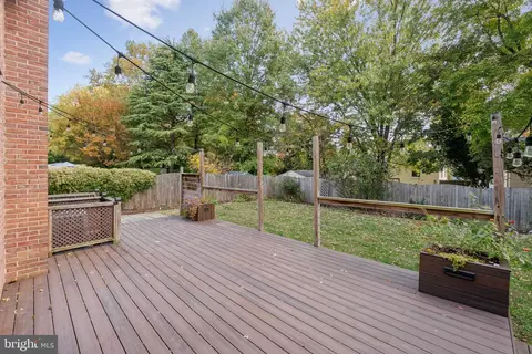 Exterior - 10109 Renfrew Rd, Silver Spring, MD 20901 photo 2 of 11