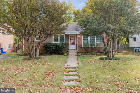 Exterior - 10109 Renfrew Rd, Silver Spring, MD 20901 photo 8 of 11