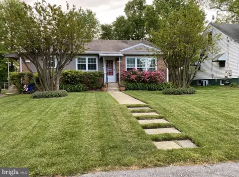 Exterior - 10109 Renfrew Rd, Silver Spring, MD 20901 photo 7 of 11