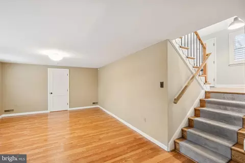 Living - 10109 Renfrew Rd, Silver Spring, MD 20901 photo 10 of 10
