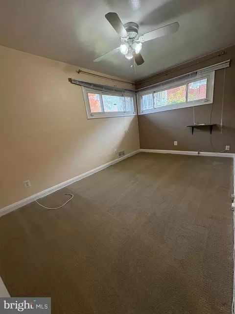 10229 Green Forest Dr, Silver Spring, MD 20903 photo 9