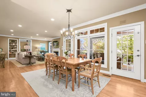 Dining - 7828 Stable Way, Potomac, MD 20854 photo 5 of 5
