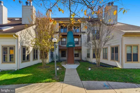 13406 Shady Knoll Dr #305, Silver Spring, MD 20904