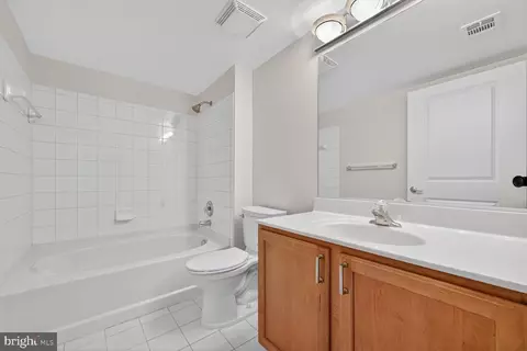 7915 Eastern Ave #1114, Silver Spring, MD 20910 photo 19