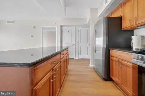 7915 Eastern Ave #1114, Silver Spring, MD 20910 photo 10