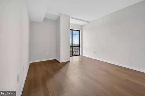 7915 Eastern Ave #1114, Silver Spring, MD 20910 photo 12