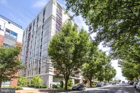 7915 Eastern Ave #1114, Silver Spring, MD 20910 photo 2