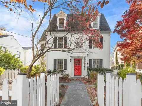 7012 Exeter Rd, Bethesda, MD 20814