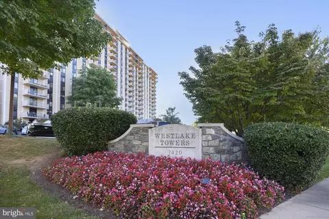 7420 Westlake Ter #1008, Bethesda, MD 20817