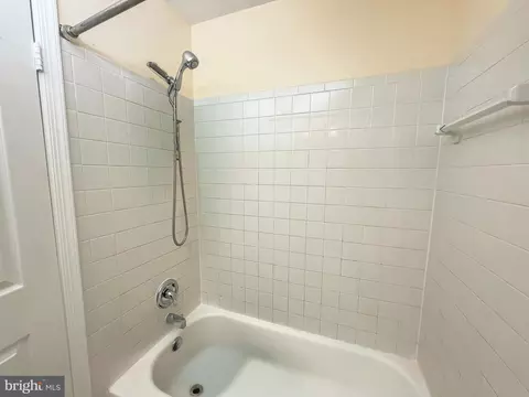 Bath - 2863 Strauss Ter, Silver Spring, MD 20904 photo 2 of 3