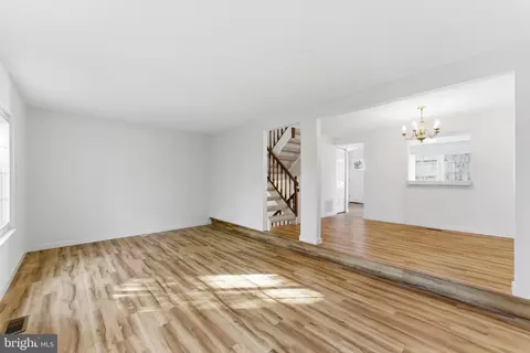 Living - 1271 Twig Ter, Silver Spring, MD 20905 photo 3 of 11