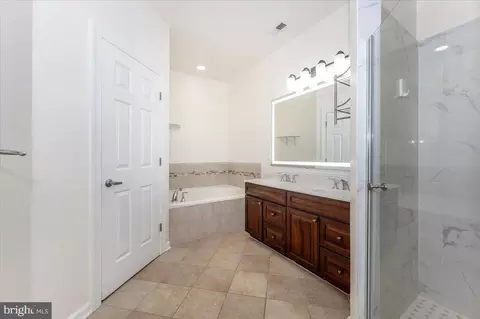 Bath - 593 Cedar Spring St, Gaithersburg, MD 20877 photo 1 of 4