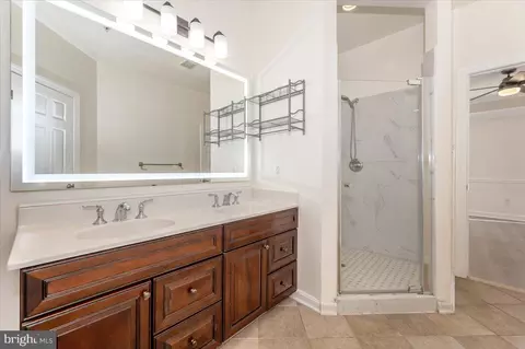 Bath - 593 Cedar Spring St, Gaithersburg, MD 20877 photo 3 of 4