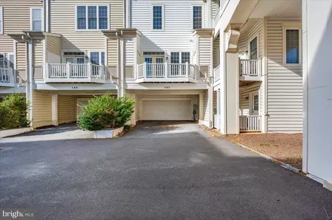 Exterior - 593 Cedar Spring St, Gaithersburg, MD 20877 photo 5 of 12